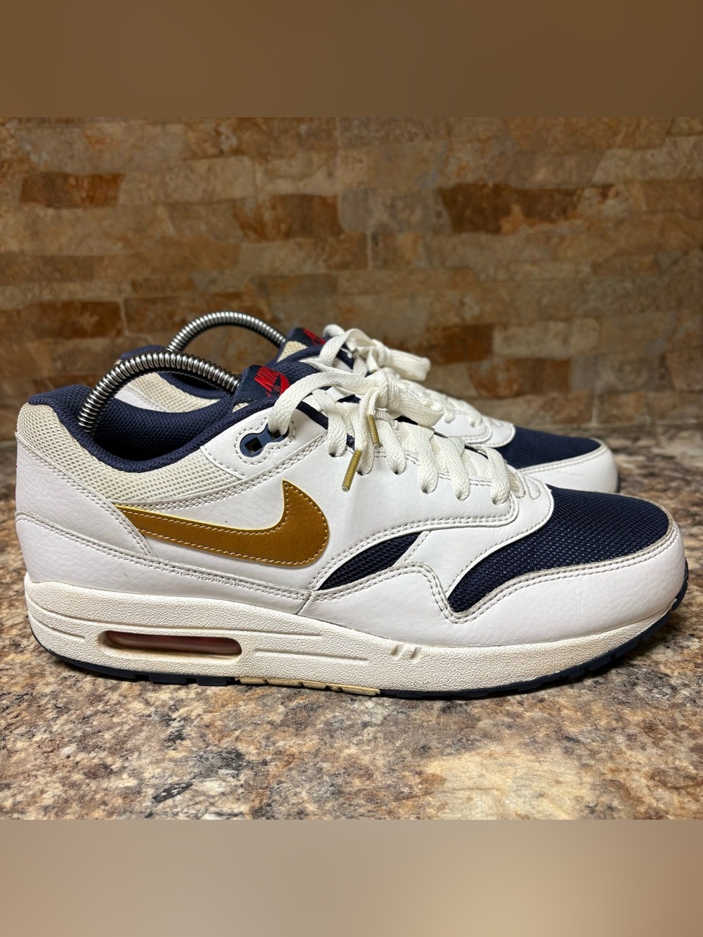 Nike Air Max 1 Essential USA Olympics White Metallic Gold Mid Navy Size 9.5 - Picture 4 of 9